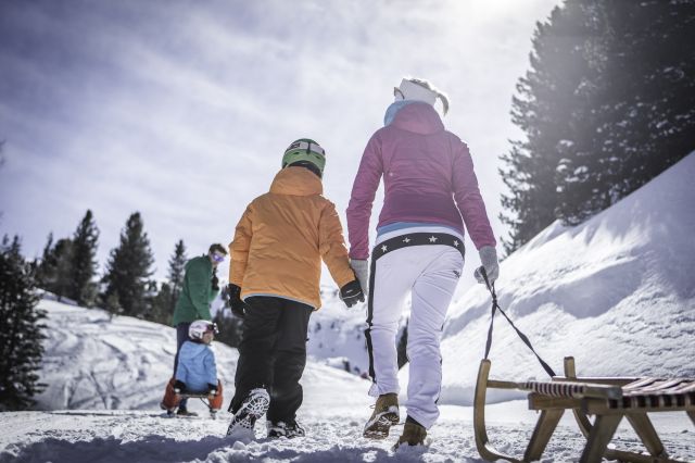 Vacanze con la famiglia nelle Dolomiti Immagine: Vacanze con la famiglia nelle Dolomiti