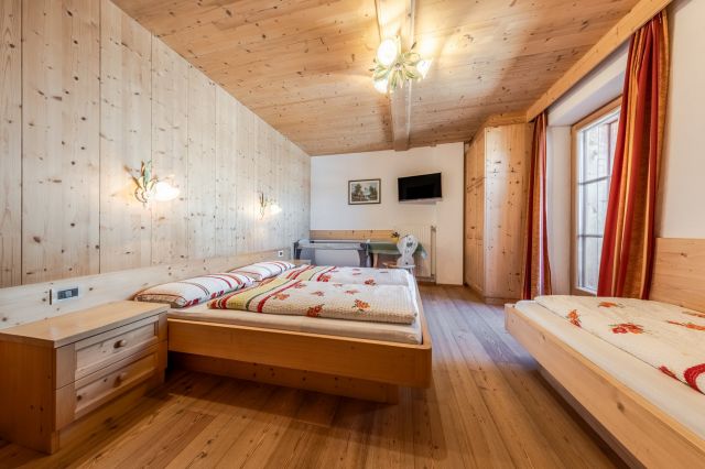 Camere nel maso, tradizione e modernità, Longiarù Immagine: Bed and Breakfast Val Badia